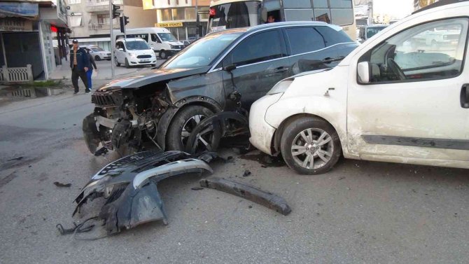 Üç ayrı kazada 3 kişi yaralandı