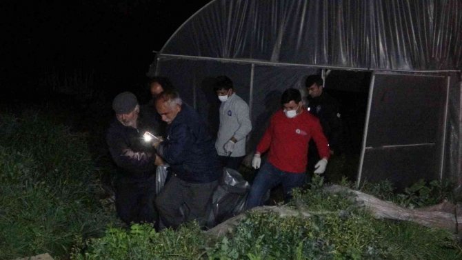 Yaşlı adam serada ölü bulundu, ortağı gözyaşlarını tutamadı