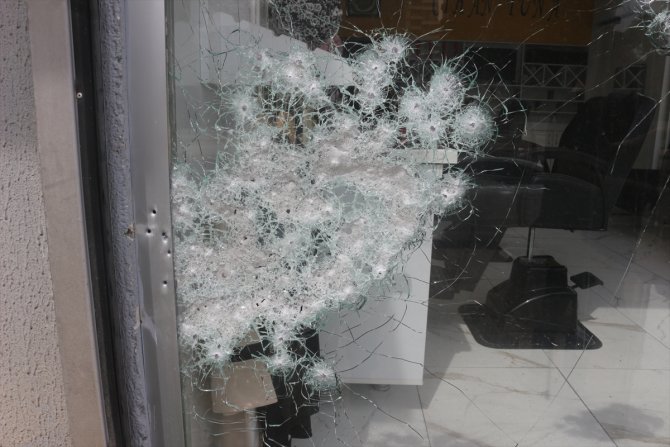 Silahlı saldırıya uğrayan berber yaralandı