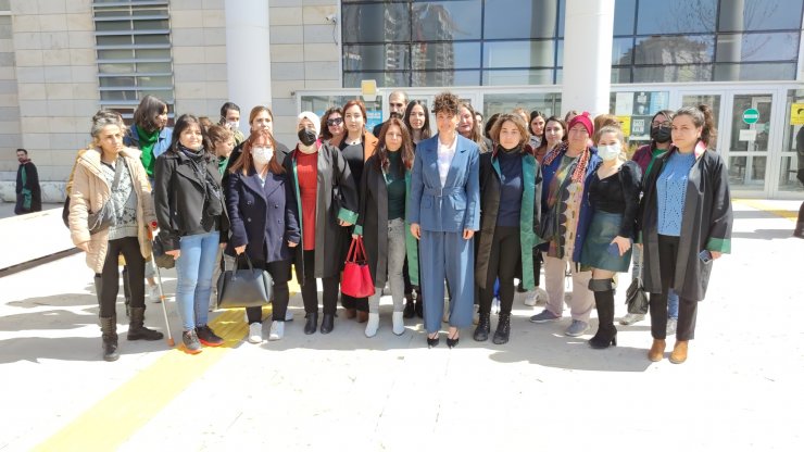 Bakımevinde hayvanlara kötü muamele davasında sanıklara 6'şar ay hapis cezası