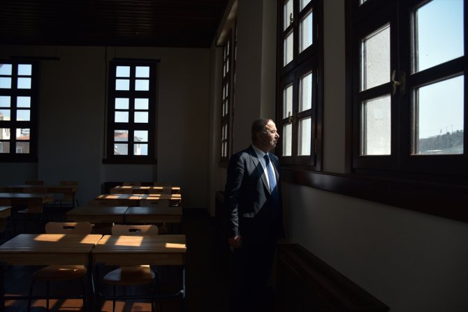 Simgesi Taş Mektep kapılarını yeniden açmaya hazırlanıyor