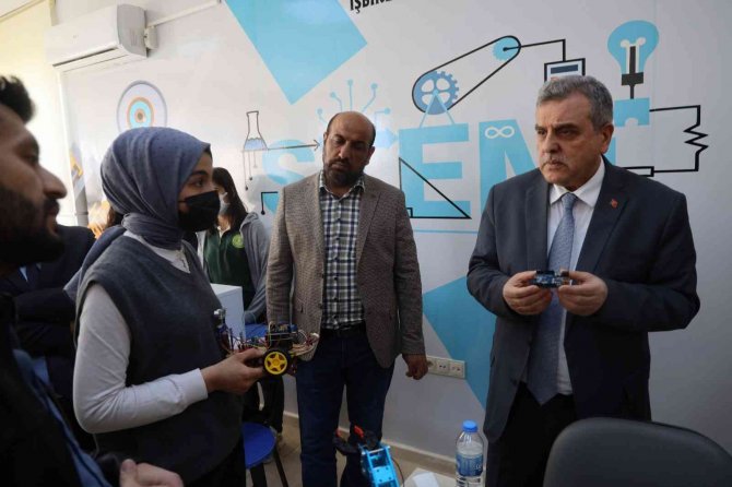 ‘Robotik kodlama odası’ açıldı