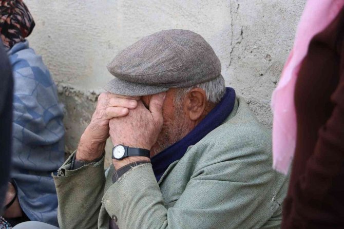 Vahşice katledilen edilen o ailenin yakınları konuştu