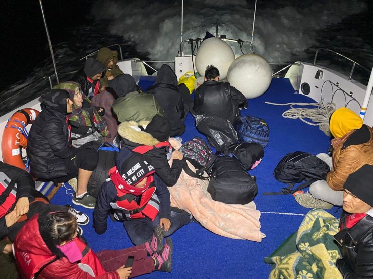 19 kaçak göçmen yakalandı