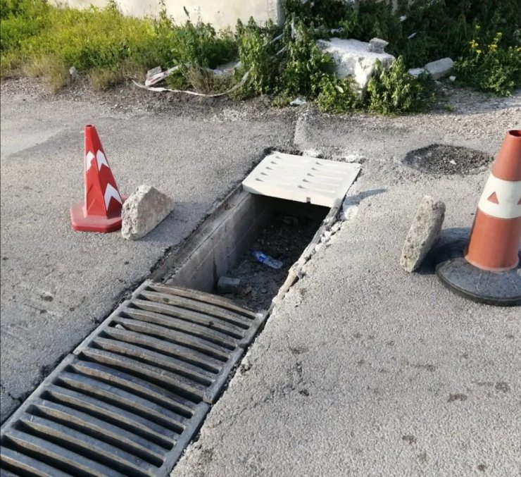 228 bin liralık mazgal ve rögar kapağı çalan 2 şüpheli tutuklandı