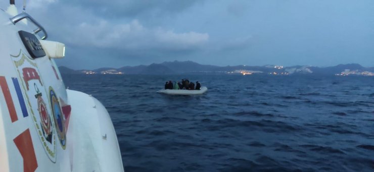 38 kaçak göçmen kurtarıldı