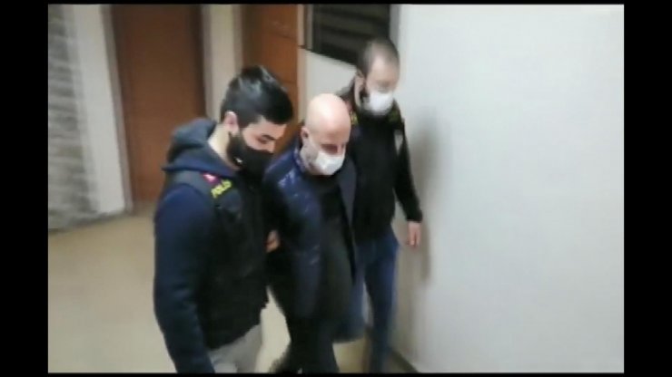 Barışmak için geldi; bıçaklanarak öldürüldü 