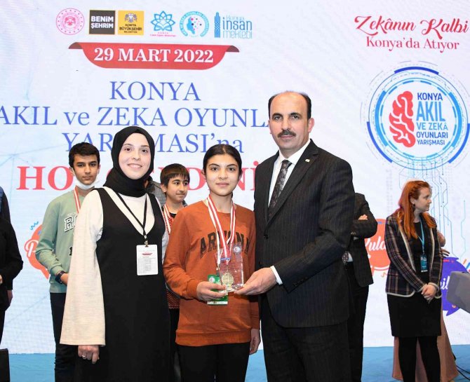 Başkan Altay: “Çocuklarımızın geleceğine ufuk açmaya çalışıyoruz”