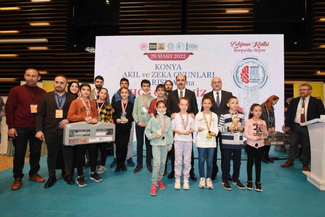 Başkan Altay: “Çocuklarımızın geleceğine ufuk açmaya çalışıyoruz”