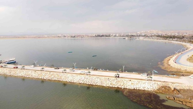 Kar yağışları Konya’daki Adaköy Pınarı ve Baraj Göleti’ne can suyu oldu