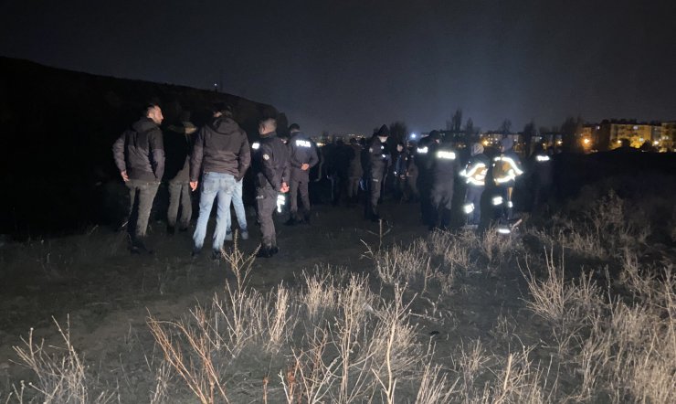 Kaybolan zihinsel engelli, ırmak kenarında ölü bulundu