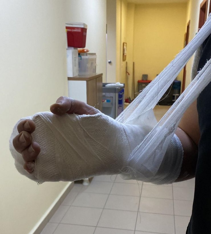 Kırşehir'de sağlık çalışanlarını darbeden 2 kişi tutuklandı