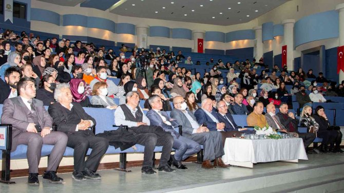 TDK Başkanı Prof. Dr. Gülsevin, Selçuk Üniversitesi'nde