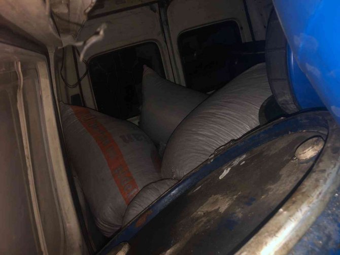 650 kilogram çam künarını çaldılar