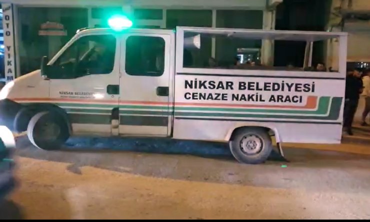 Arkadaşını av tüfeğiyle öldürdükten sonra intihar etti