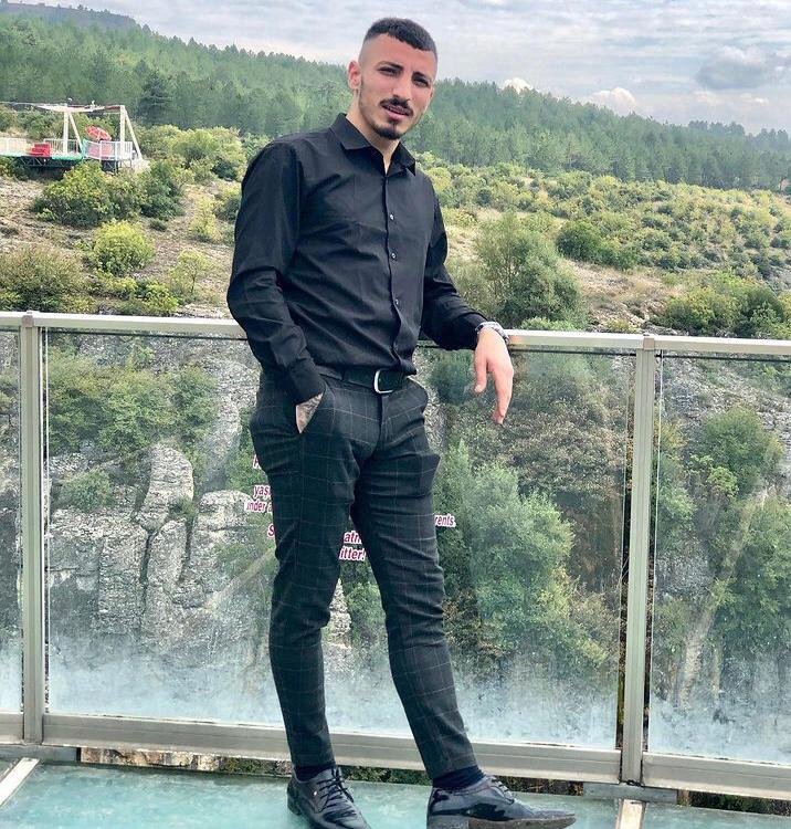 Arkadaşını av tüfeğiyle öldürdükten sonra intihar etti