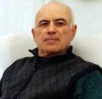 Devrilen traktörünün altında can verdi