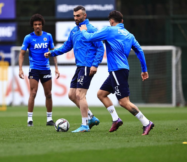 Fenerbahçe, Kayserispor maçı hazırlıklarına devam etti