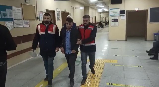 Firari hükümlü, tarlada yakalandı