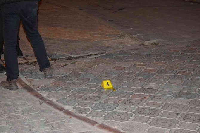 İki grubun silahlı kavgası kanlı bitti