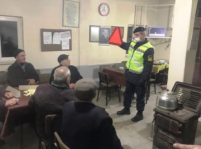 Jandarmadan traktör kazalarını önlemeye yönelik denetim ve eğitim faaliyetleri