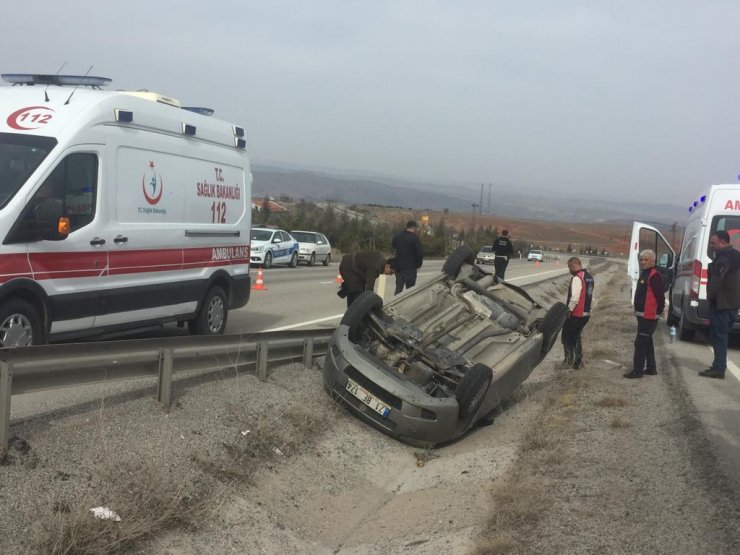 Kırıkkale'de otomobil devrildi; 4 yaralı