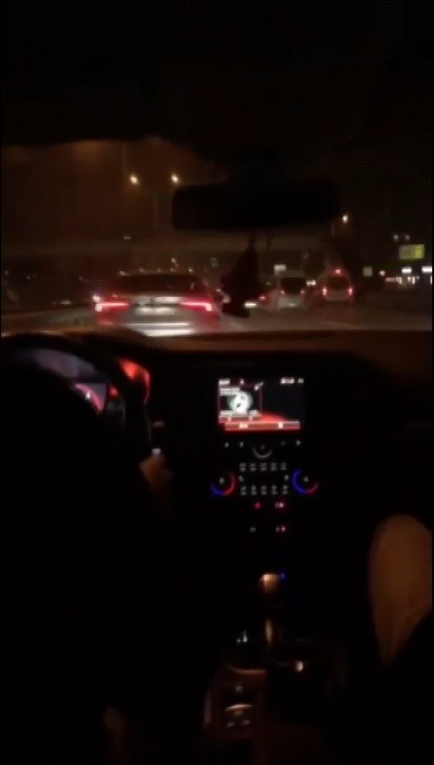 Makas atan sürücü o anları sosyal medyada paylaştı