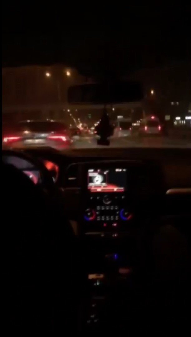 Makas atan sürücü o anları sosyal medyada paylaştı