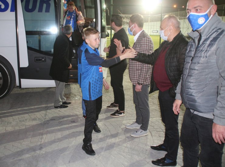 Ukraynalı savaş mağduru 43 sporcu çocuk, Rize’de