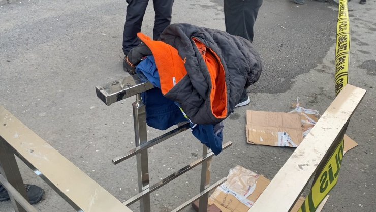 Demir doğrama atölyesinde tiner kutusu patladı: 1 çocuk yaralı