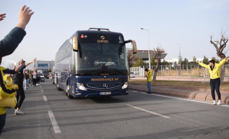 Fenerbahçe kafilesi, Kayseri'ye geldi