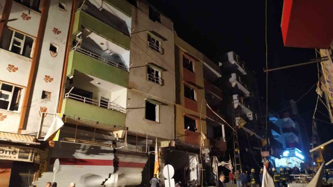 İş yerinde 4 adet sanayi tüpü patladı: Ortalık savaş alanına döndü