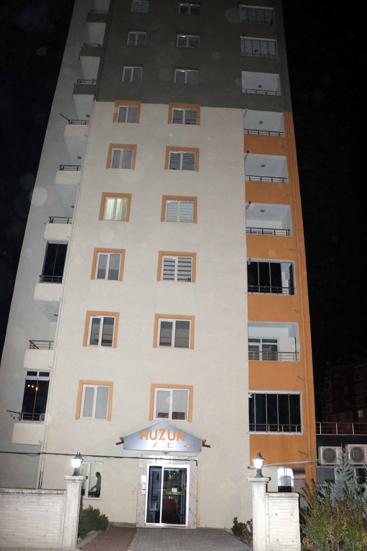 Kızını bıçaklayarak öldüren babaya 'haksız tahrik' indirimi istendi