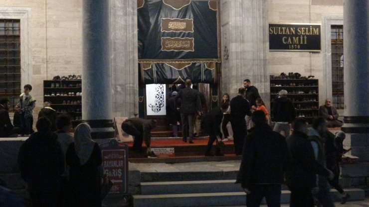 Konya'da 2 yıl aradan sonra camiler doldu taştı