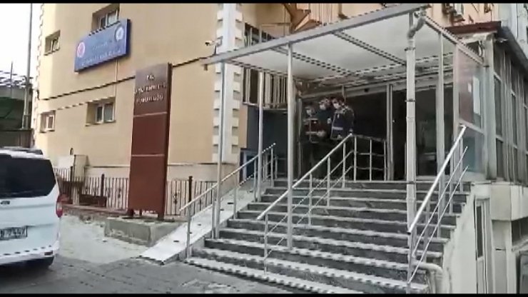 Polisten kaçan şüpheli 3. kattan atladı