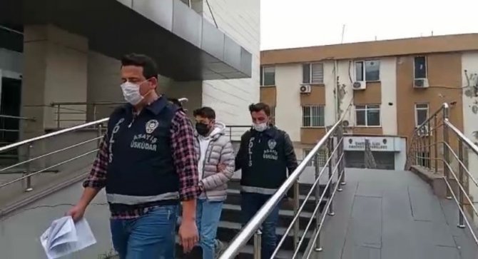 ‘Silahla yaralama’ suçundan aranan şüpheli şahsın aracından uyuşturucu zulası çıktı