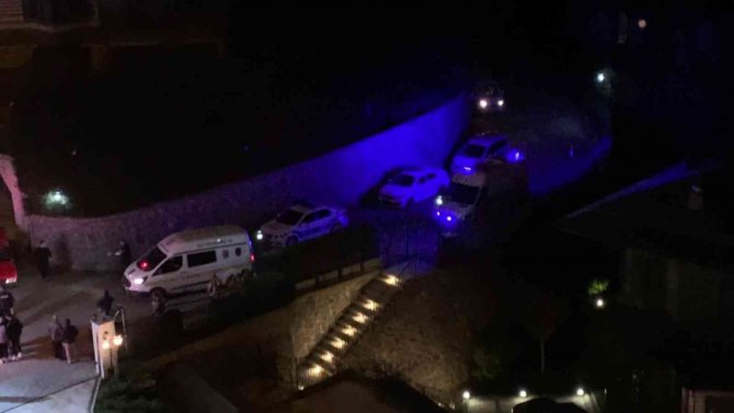 Aracını viyadüğe sürdü, başarılı olamayınca atlayarak intihar etti