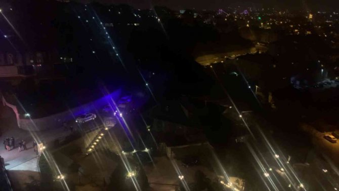 Aracını viyadüğe sürdü, başarılı olamayınca atlayarak intihar etti