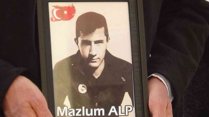 HDP önündeki evlat nöbetine bir aile daha katıldı, aile sayısı 280 oldu