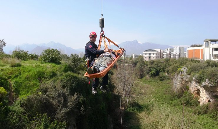 Kanyona düştü, 'Soruşturmamı kendi yöntemlerimle yapmak istiyorum' dedi