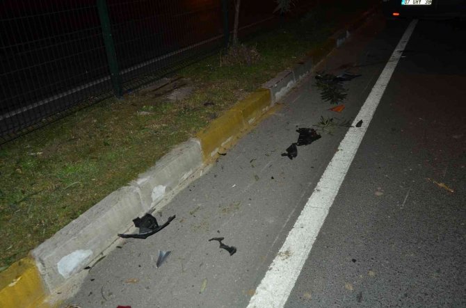 Motosikletin çarptığı yaya hayatını kaybetti, sürücü ağır yaralandı