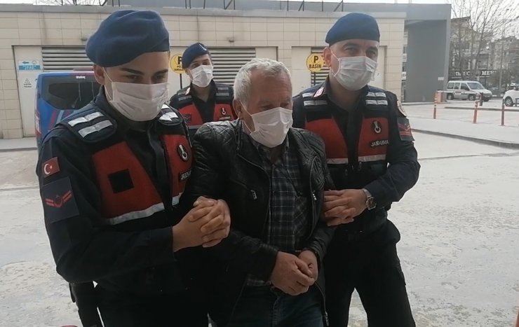 Öldürdüğü gebe köpeği traktörün arkasında sürükleyen şüpheli serbest