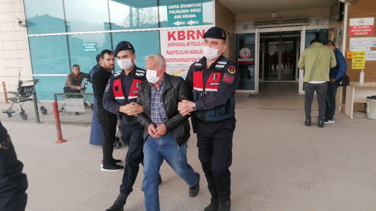 Öldürdüğü gebe köpeği traktörün arkasında sürükleyen şüpheli serbest