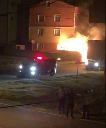 Aynı mahallede 3 ayrı yangın korkuttu