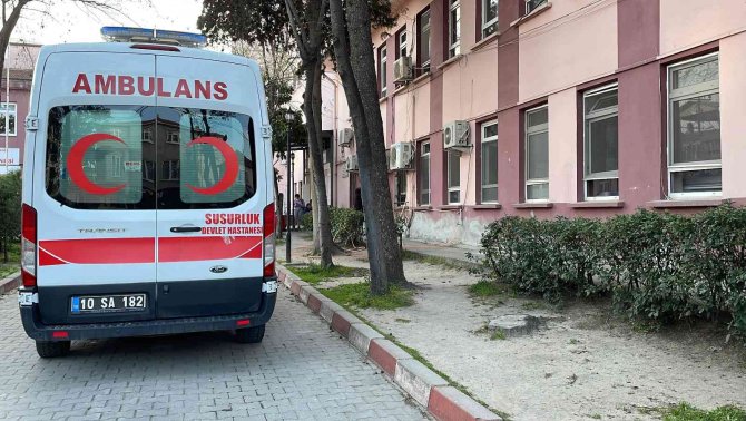 Dehşete düşüren olay, anne ile oğlu ölü bulundu, baba ile kızı yaralı