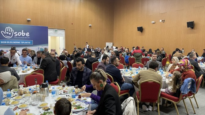 Konya'da renkli iftar
