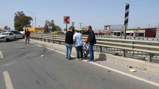 Kararsız sürücü karayolunu savaş alanına çevirdi: 2 yaralı