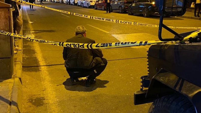 Oğlunu bıçaklandığını görünce kurşun yağdırdı: 3 yaralı