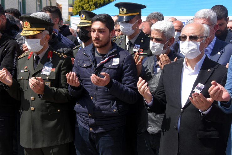 Şehit asteğmen, son yolculuğuna uğurlandı