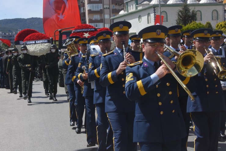 Şehit asteğmen, son yolculuğuna uğurlandı